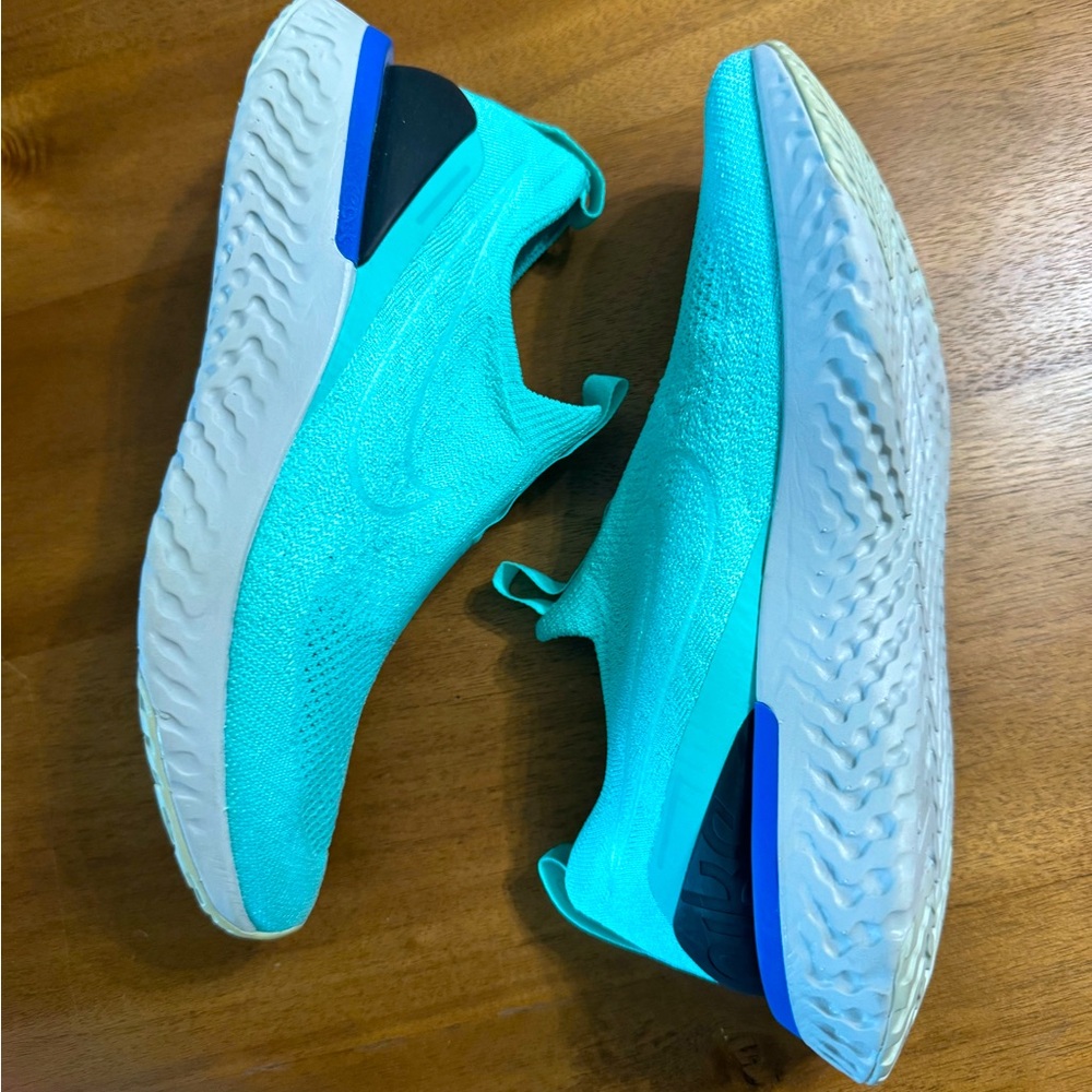Nike epic react Phantom flying brand new never worn. No box g